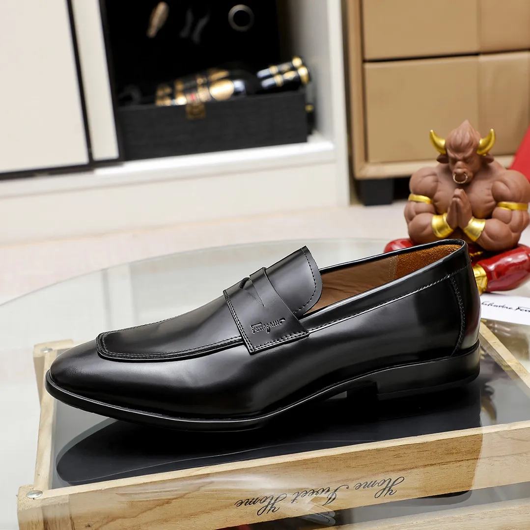 Men's shoes 💰600 🕷🕷🐂【Ferragamo】 Popular fashion casual shoes🇨🇳Official website counter 1:1 production, original mold opening💯Good quality can be seen, imported high-end first-layer pebbled calfskin, water-dyed🐂leather lining🌿very clear texture, high-quality waterproof, non-slip and wear-resistant outsole🎋high quality and low price, truly handmade🍓, 5 colors available! Code number 38-44 (45. To be customized)